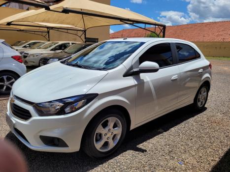 CHEVROLET Onix Hatch 1.4 4P FLEX LT, Foto 1