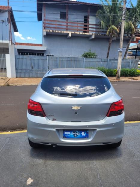 CHEVROLET Onix Hatch 1.0 4P FLEX JOY, Foto 6