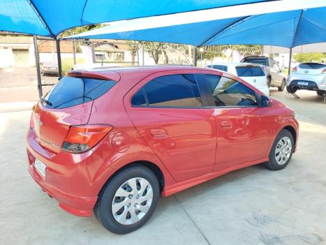 CHEVROLET Onix Hatch 1.4 4P FLEX LT, Foto 4