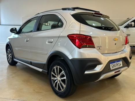 CHEVROLET Onix Hatch 1.4 4P FLEX ACTIV, Foto 4