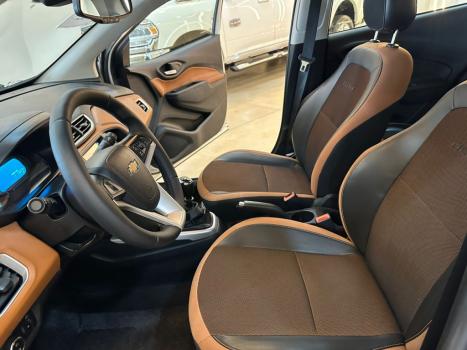CHEVROLET Onix Hatch 1.4 4P FLEX ACTIV, Foto 6