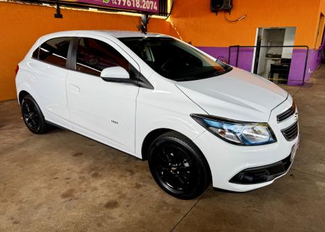 CHEVROLET Onix Hatch 1.4 4P FLEX LTZ, Foto 5