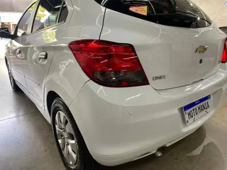 CHEVROLET Onix Hatch 1.0 12V 4P FLEX, Foto 10