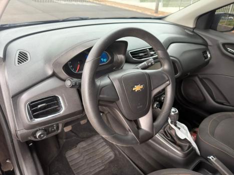 CHEVROLET Onix Hatch 1.4 4P FLEX LTZ, Foto 4