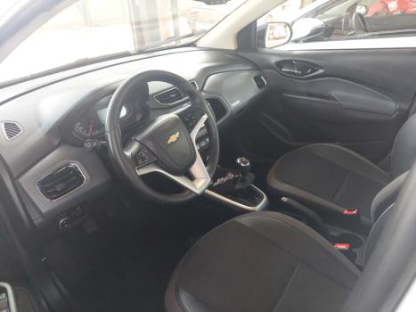 CHEVROLET Onix Hatch 1.4 4P FLEX ACTIV, Foto 5