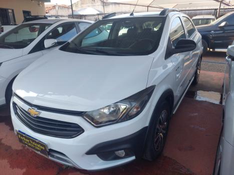 CHEVROLET Onix Hatch 1.4 4P FLEX ACTIV, Foto 2