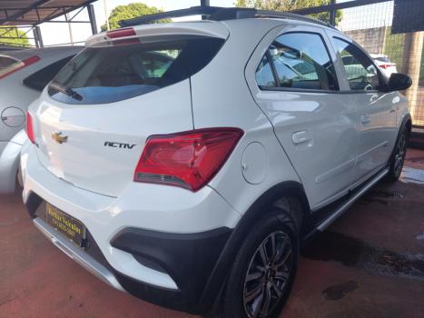 CHEVROLET Onix Hatch 1.4 4P FLEX ACTIV, Foto 4