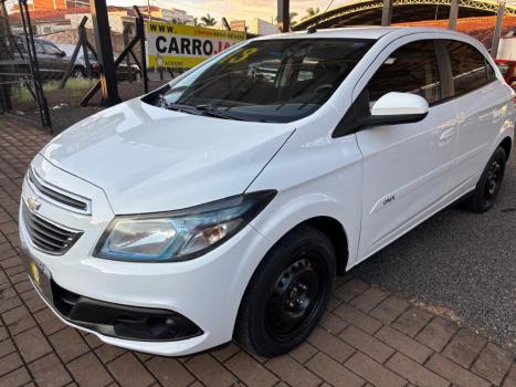 CHEVROLET Onix Hatch 1.0 4P FLEX LT, Foto 3