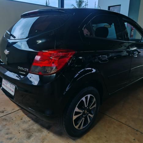 CHEVROLET Onix Hatch 1.4 4P FLEX LTZ AUTOM�TICO, Foto 3