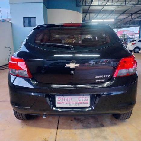 CHEVROLET Onix Hatch 1.4 4P FLEX LTZ AUTOM�TICO, Foto 12