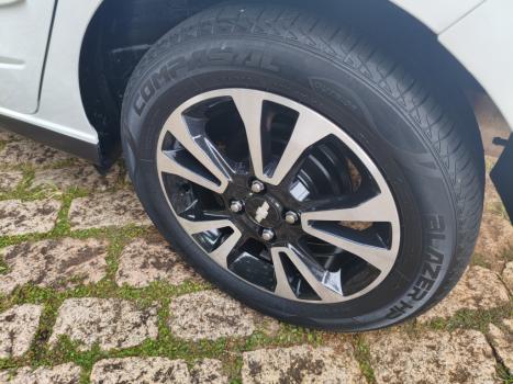 CHEVROLET Onix Hatch 1.4 4P FLEX LTZ, Foto 9