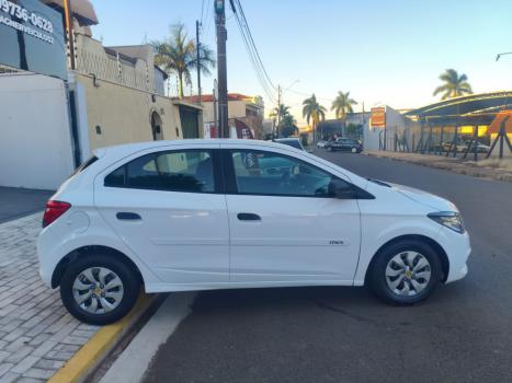 CHEVROLET Onix Hatch 1.0 4P FLEX JOY, Foto 4
