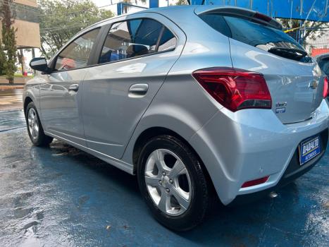 CHEVROLET Onix Hatch 1.4 4P FLEX LT AUTOM�TICO, Foto 9