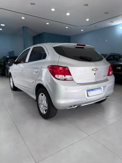 CHEVROLET Onix Hatch 1.0 12V 4P FLEX LT, Foto 9