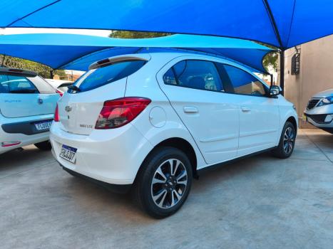 CHEVROLET Onix Hatch 1.4 4P FLEX LTZ, Foto 5