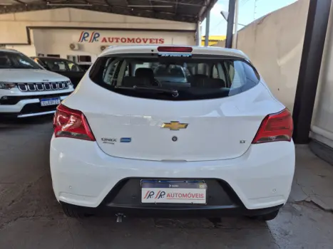 CHEVROLET Onix Hatch 1.0 4P FLEX LT, Foto 4