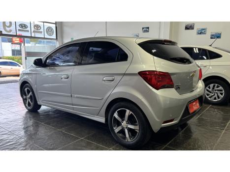 CHEVROLET Onix Hatch 1.4 4P FLEX LTZ AUTOM�TICO, Foto 3