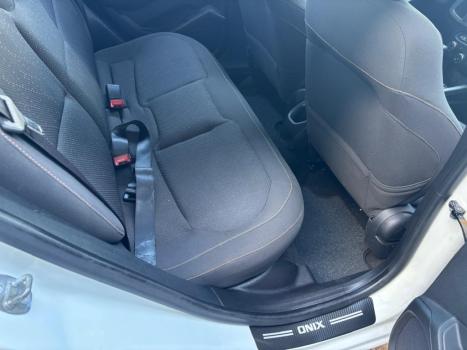 CHEVROLET Onix Hatch 1.4 4P FLEX LTZ, Foto 9