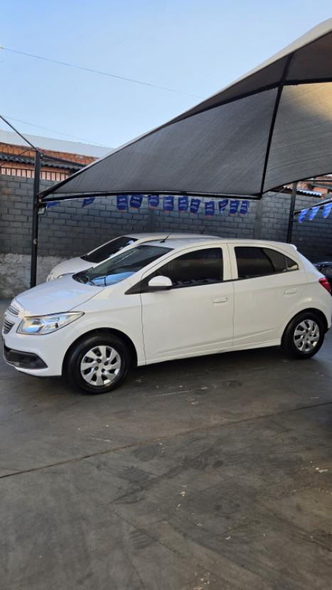 CHEVROLET Onix Hatch 1.0 4P FLEX LT, Foto 2