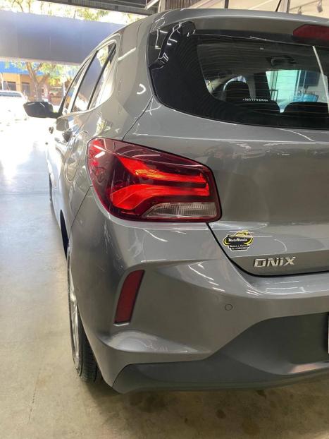 CHEVROLET Onix Hatch 1.0 4P FLEX LTZ TURBO AUTOM�TICO, Foto 11