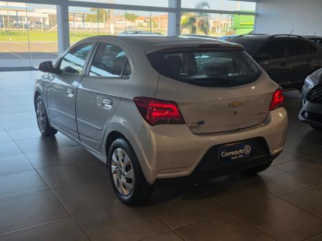 CHEVROLET Onix Hatch 1.4 4P FLEX LT, Foto 5