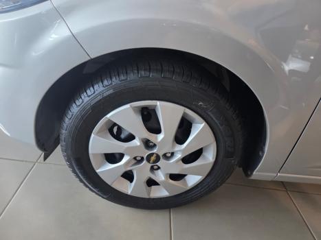 CHEVROLET Onix Hatch 1.4 4P FLEX LT, Foto 10