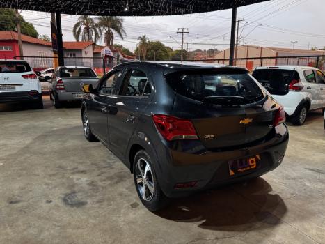 CHEVROLET Onix Hatch 1.4 4P FLEX LTZ, Foto 6