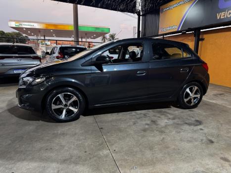 CHEVROLET Onix Hatch 1.4 4P FLEX LTZ, Foto 5