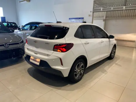 CHEVROLET Onix Hatch 1.0 12V 4P FLEX LT TURBO, Foto 9