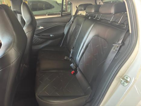 CHEVROLET Onix Hatch 1.0 12V 4P FLEX PREMIER TURBO AUTOM�TICO, Foto 14