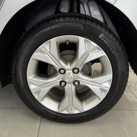 CHEVROLET Onix Hatch 1.0 12V 4P FLEX PREMIER TURBO AUTOM�TICO, Foto 11