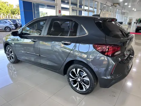 CHEVROLET Onix Hatch 1.0 12V 4P FLEX PREMIER 2 TURBO AUTOM�TICO, Foto 4