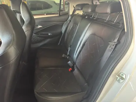 CHEVROLET Onix Hatch 1.0 12V 4P FLEX PREMIER TURBO AUTOM�TICO, Foto 13