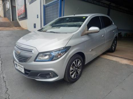 CHEVROLET Onix Hatch 1.4 4P FLEX LTZ, Foto 2