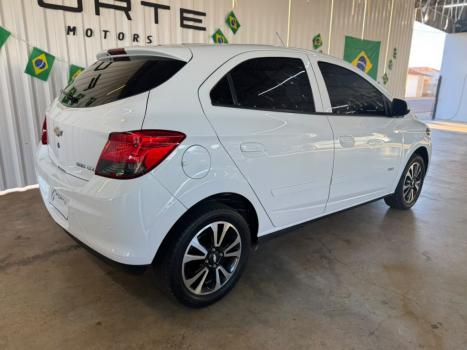 CHEVROLET Onix Hatch 1.4 4P FLEX LTZ, Foto 5