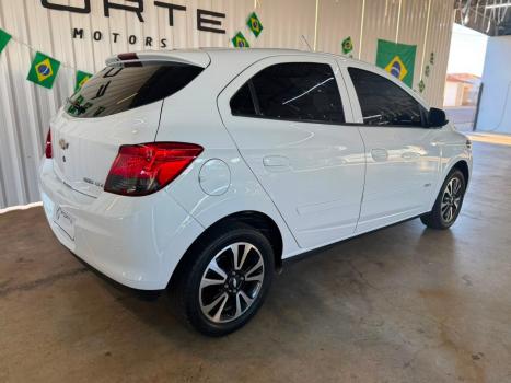 CHEVROLET Onix Hatch 1.4 4P FLEX LTZ, Foto 3