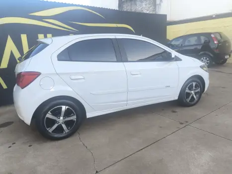 CHEVROLET Onix Hatch 1.4 4P FLEX LTZ, Foto 12