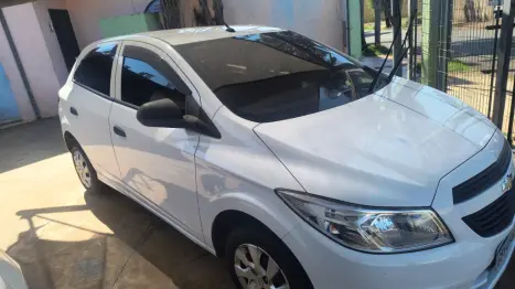 CHEVROLET Onix Hatch 1.0 4P FLEX LS, Foto 1