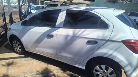 CHEVROLET Onix Hatch 1.0 4P FLEX LS, Foto 2