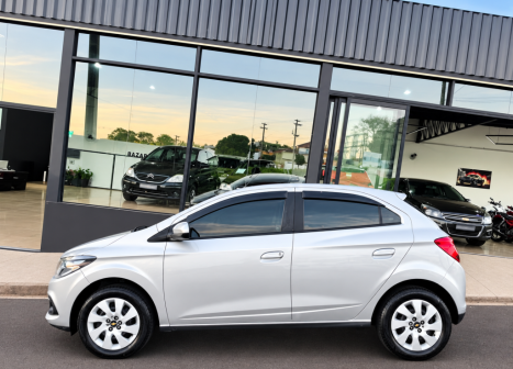 CHEVROLET Onix Hatch 1.4 4P FLEX LT, Foto 3