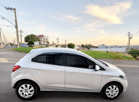 CHEVROLET Onix Hatch 1.4 4P FLEX LT, Foto 7