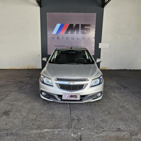 CHEVROLET Onix Hatch 1.4 4P FLEX LT AUTOM�TICO, Foto 2
