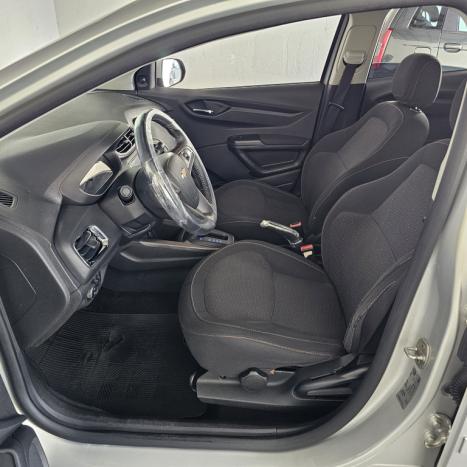 CHEVROLET Onix Hatch 1.4 4P FLEX LT AUTOM�TICO, Foto 9