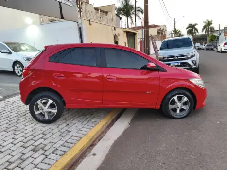 CHEVROLET Onix Hatch 1.0 4P FLEX LT, Foto 4