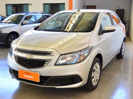 CHEVROLET Onix Hatch 1.4 4P FLEX LT, Foto 3