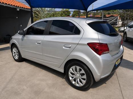 CHEVROLET Onix Hatch 1.4 4P FLEX LT, Foto 2