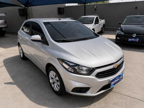 CHEVROLET Onix Hatch 1.4 4P FLEX LT, Foto 5