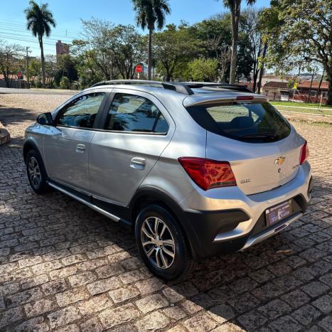 CHEVROLET Onix Hatch 1.4 4P FLEX ACTIV AUTOMÁTICO, Foto 8