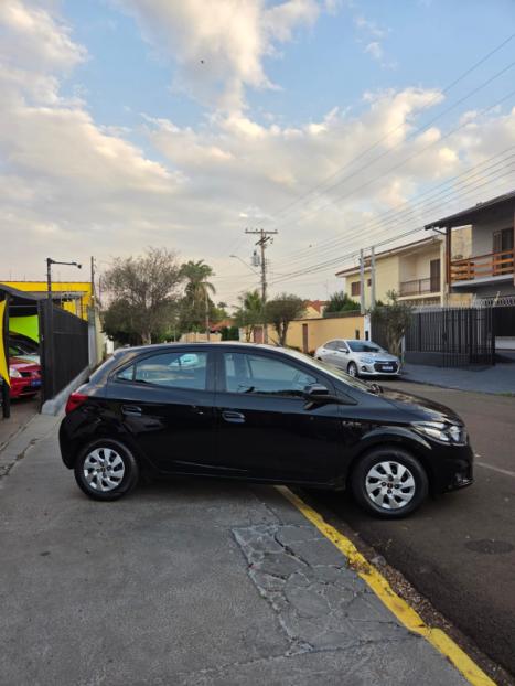 CHEVROLET Onix Hatch 1.0 4P FLEX LT, Foto 6