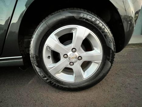 CHEVROLET Onix Hatch 1.4 4P FLEX LT, Foto 6